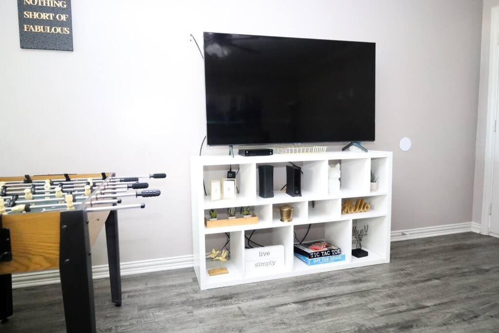 Comfy Two-Bedroom Apartment In Arlington Ngoại thất bức ảnh